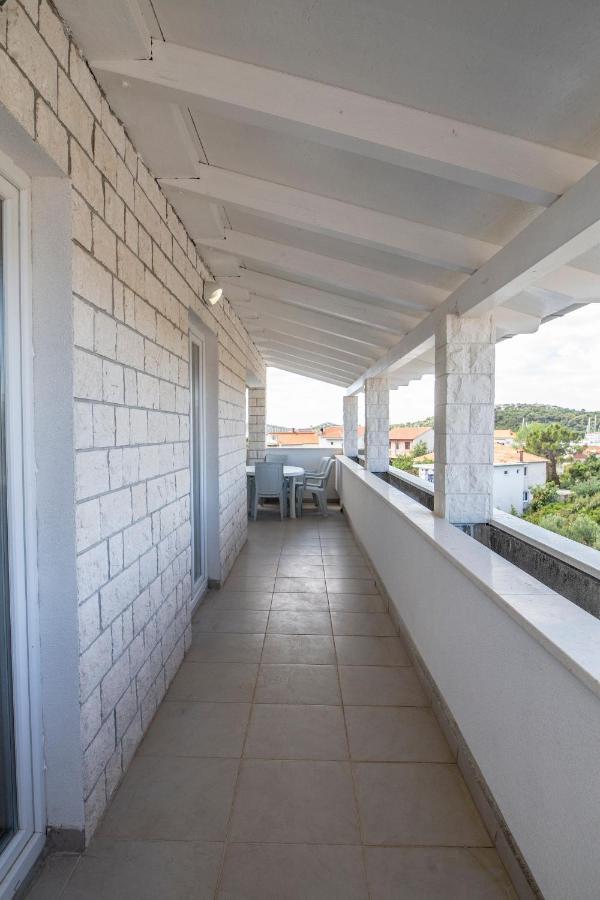 Zorana Apartment Рогозница Екстериор снимка