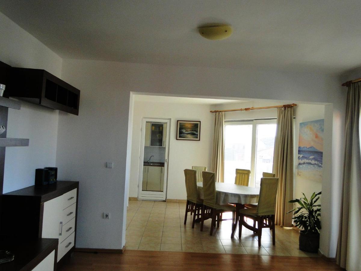 Zorana Apartment Рогозница Екстериор снимка