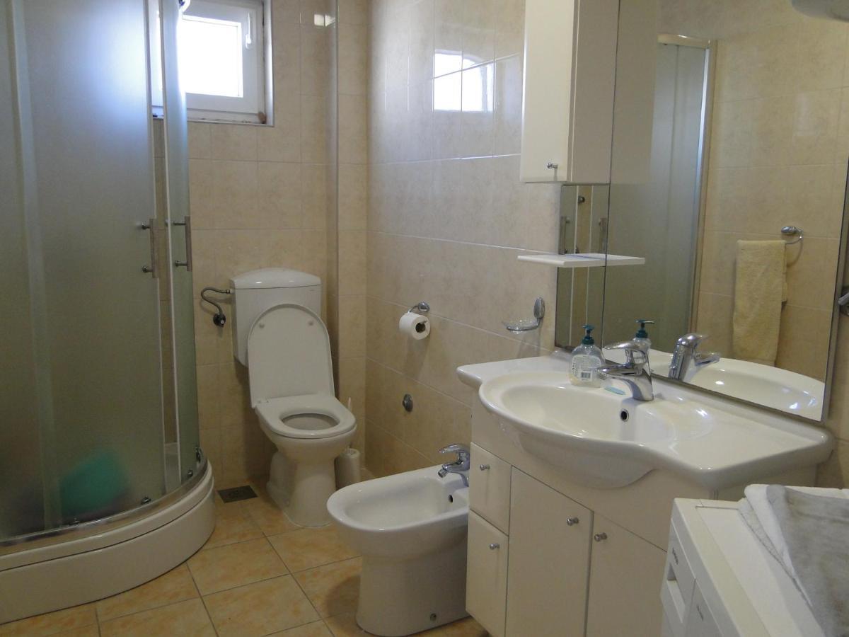 Zorana Apartment Рогозница Екстериор снимка