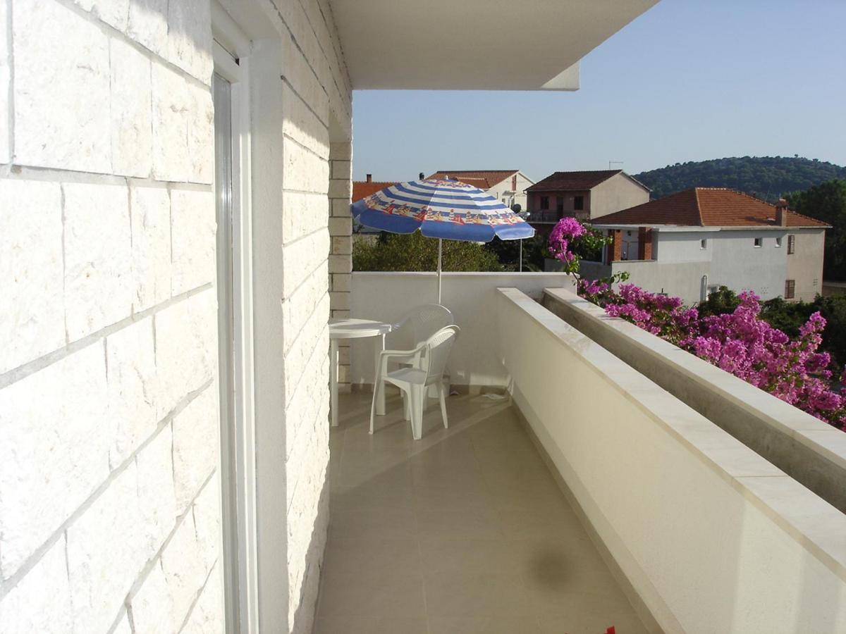 Zorana Apartment Рогозница Екстериор снимка